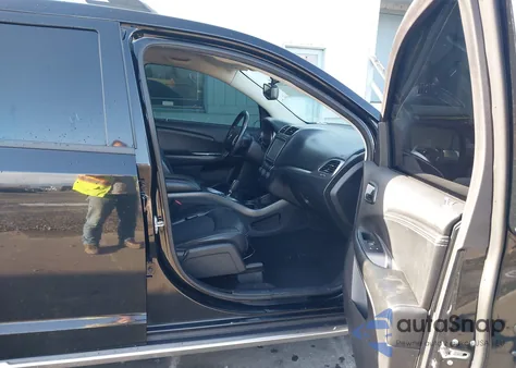 2017 Dodge Journey Crossroad Plus Awd z USA, uszkodzony, nr VIN 3C4PDDGG6HT553473